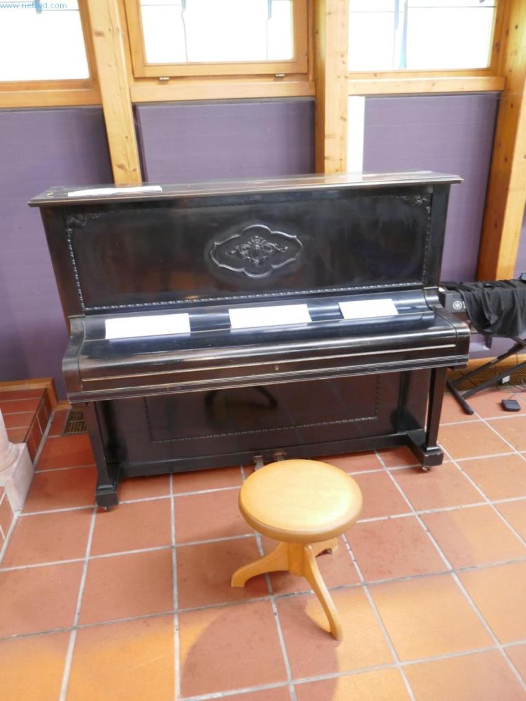 Nemocniční vybavení a IT zařízení-8