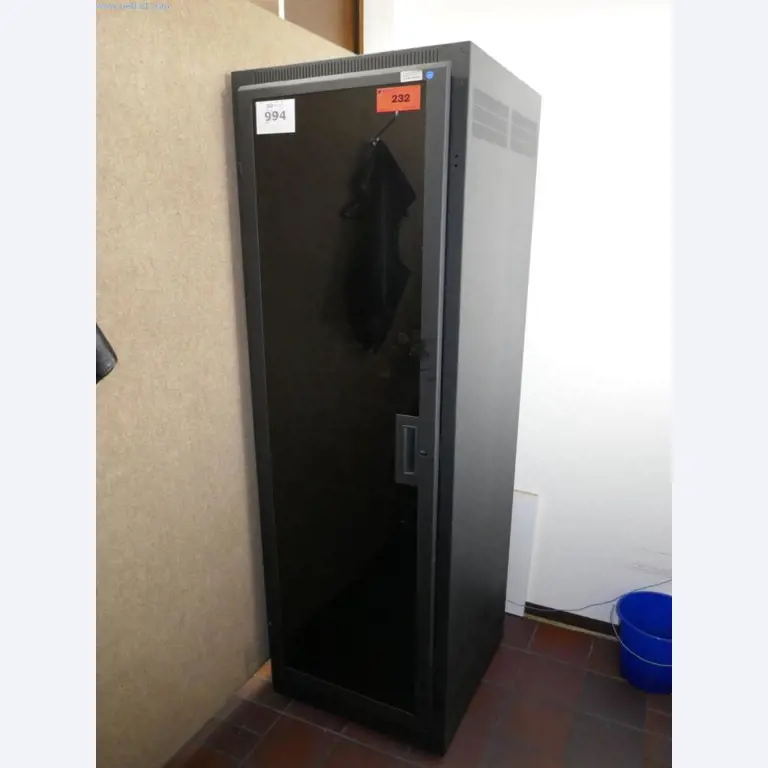 Nemocniční vybavení a IT zařízení-1