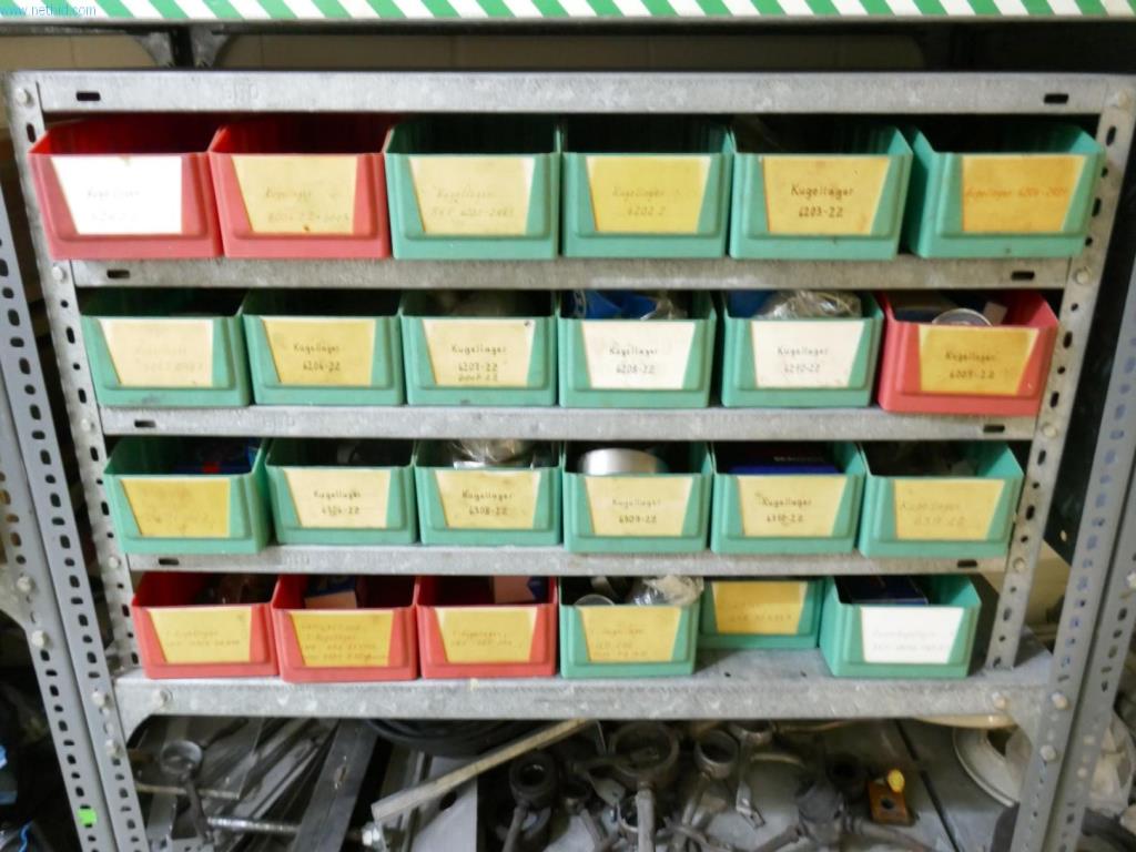 Ausstattung des Krankenhauses sowie die EDV-Einrichtung-4