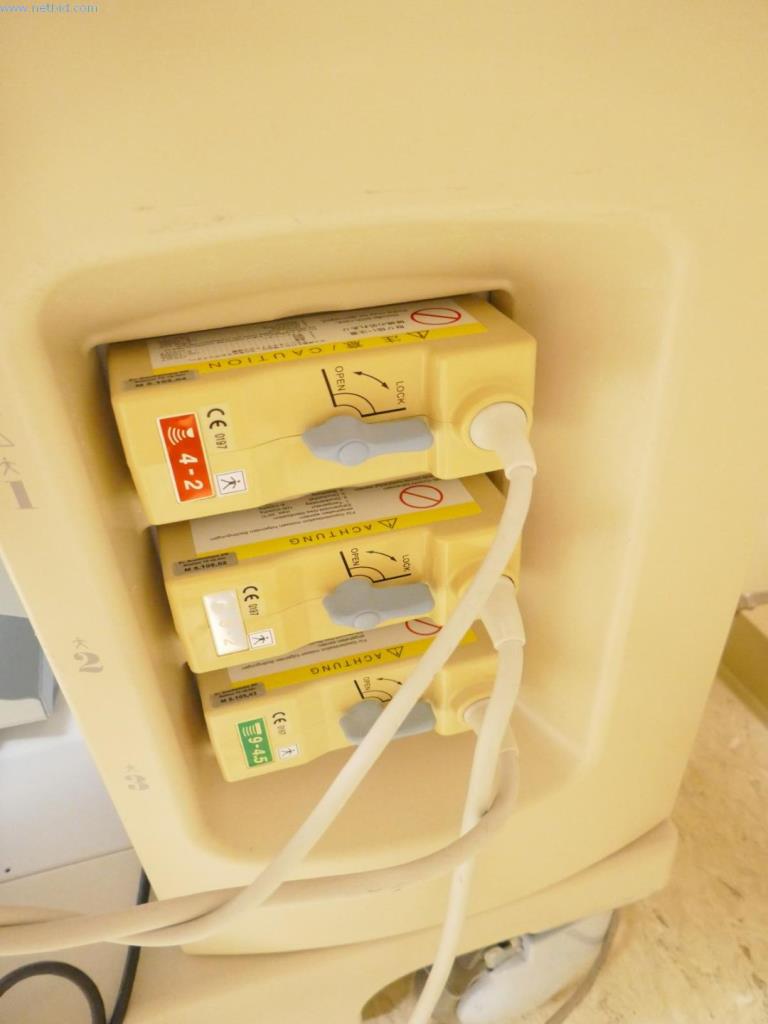 Ausstattung des Krankenhauses sowie die EDV-Einrichtung-5