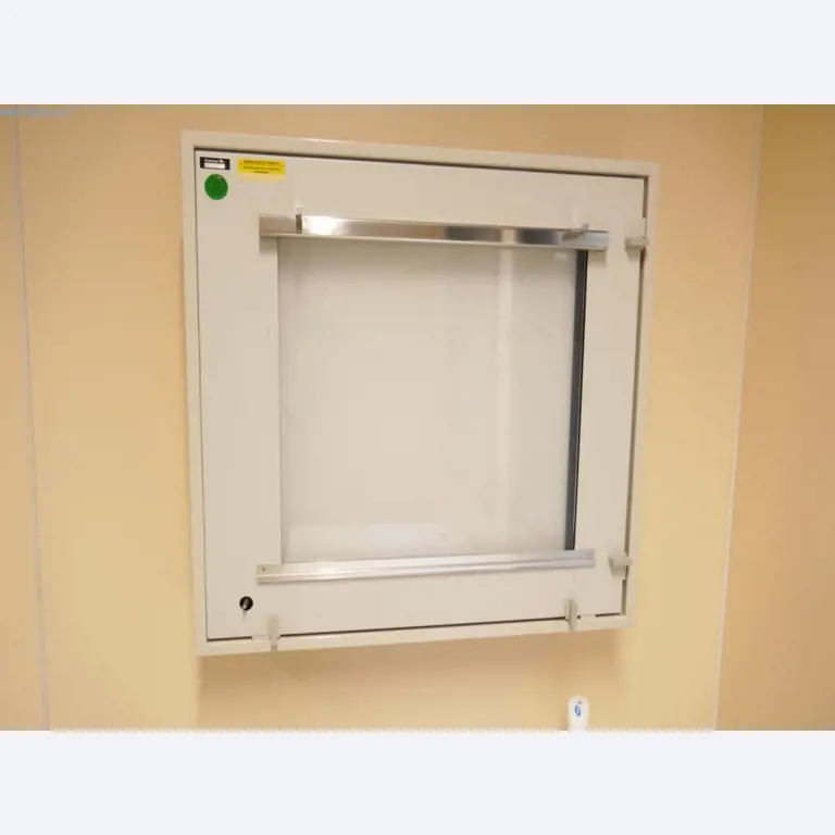 Ausstattung des Krankenhauses sowie die EDV-Einrichtung-7