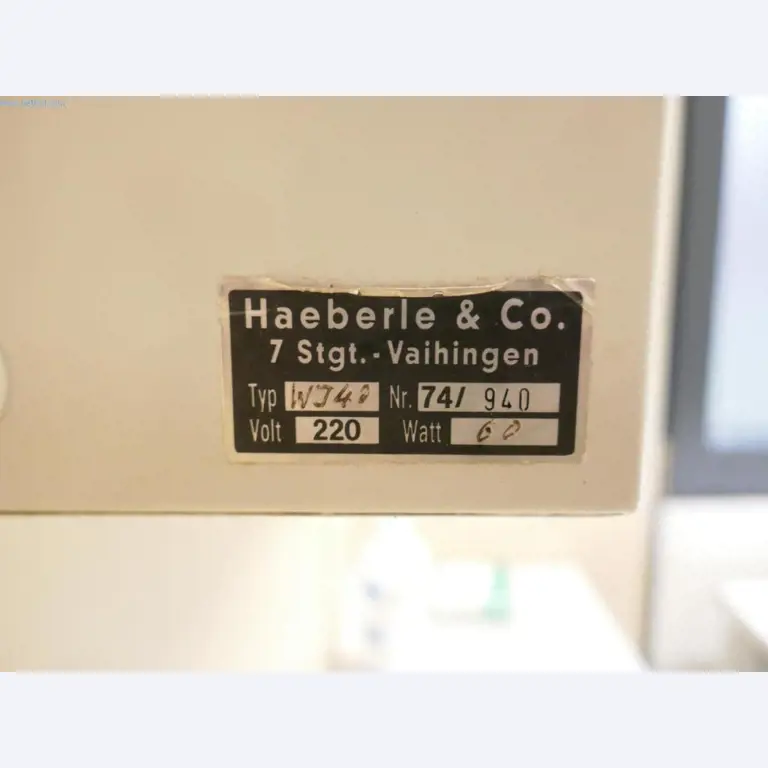 Ausstattung des Krankenhauses sowie die EDV-Einrichtung-8