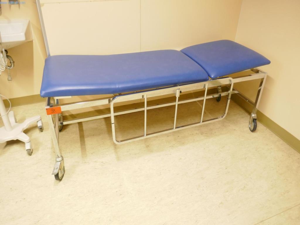 Ausstattung des Krankenhauses sowie die EDV-Einrichtung-9