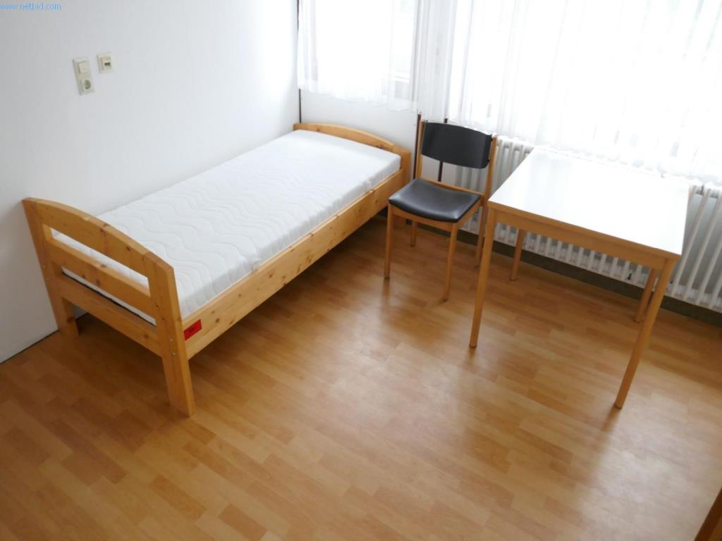 Equipamiento hospitalario e instalaciones informáticas-1