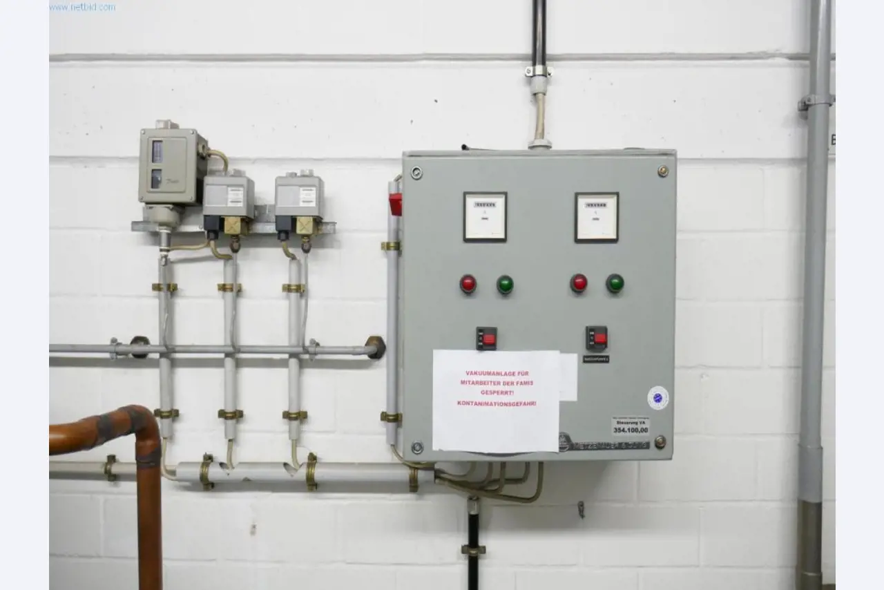 Ziekenhuisapparatuur en IT-voorzieningen-10
