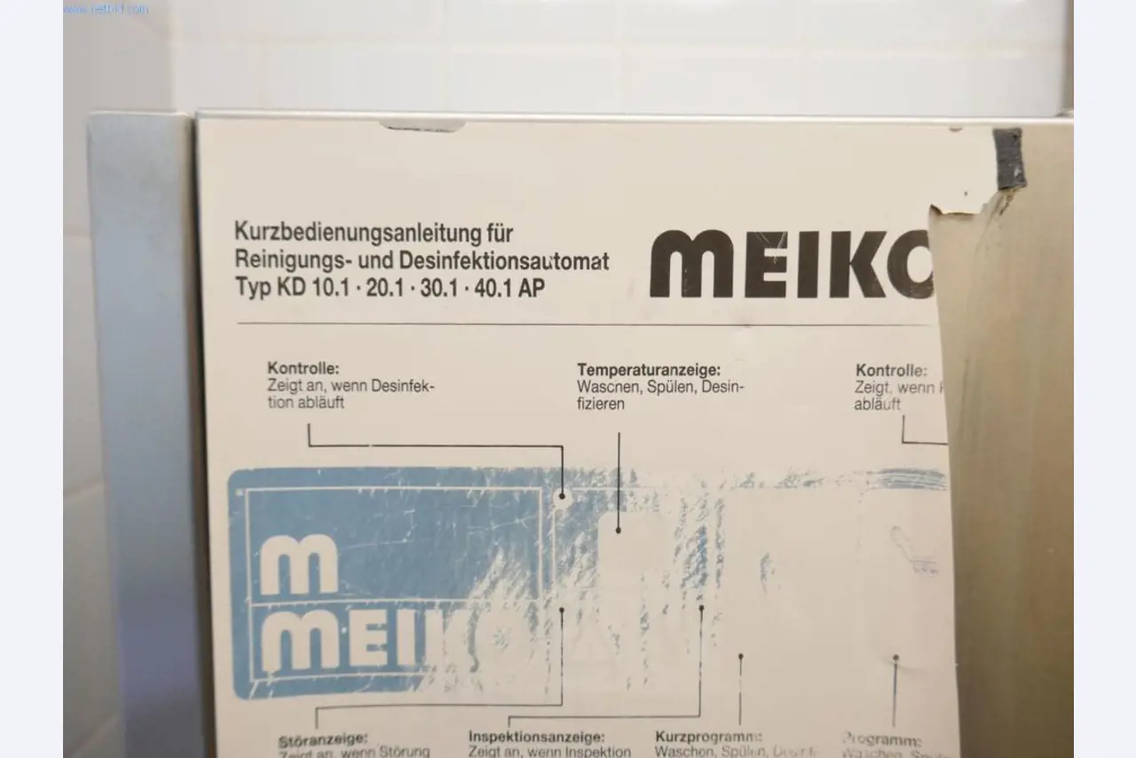 Equipamiento hospitalario e instalaciones informáticas-2