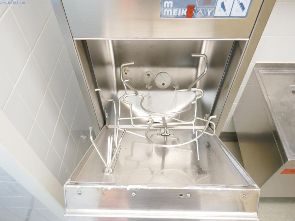 Equipamiento hospitalario e instalaciones informáticas-3