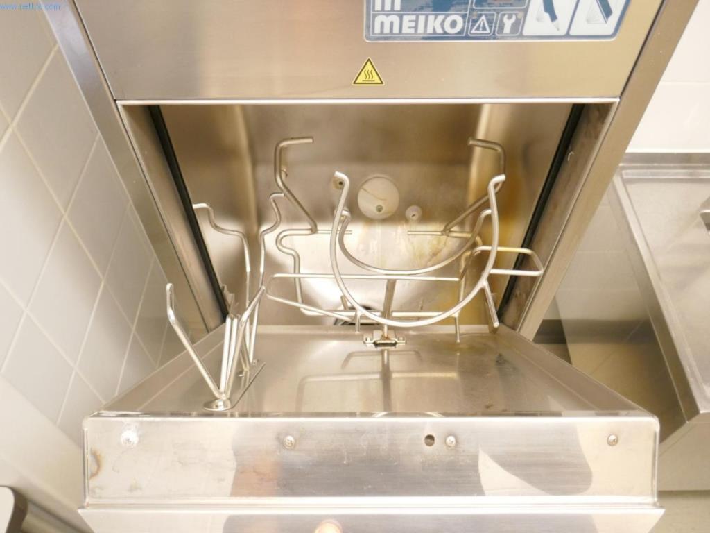 Equipamiento hospitalario e instalaciones informáticas-6