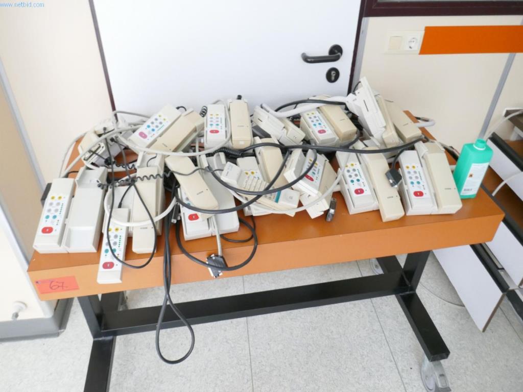Nemocniční vybavení a IT zařízení-4