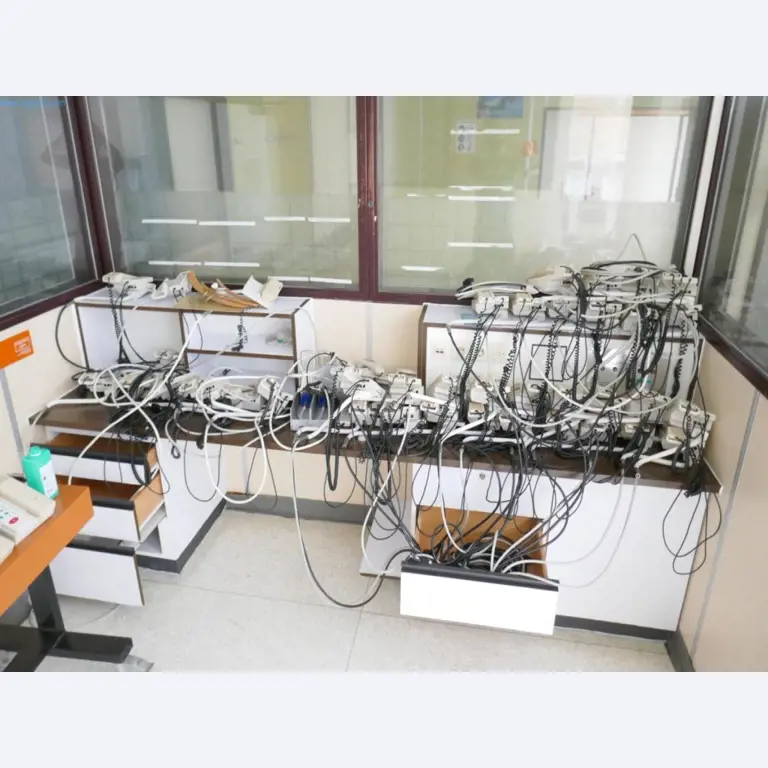 Nemocniční vybavení a IT zařízení-5