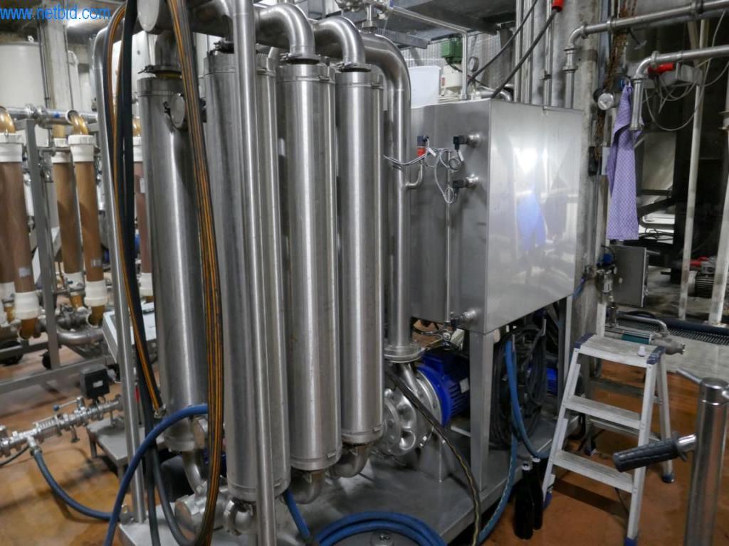 Máquinas, acessórios para máquinas, veículos e armazém de vinhos espumantes-3