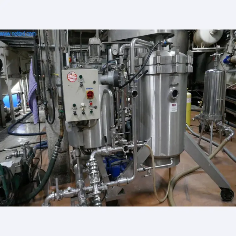 Máquinas, acessórios para máquinas, veículos e armazém de vinhos espumantes-6