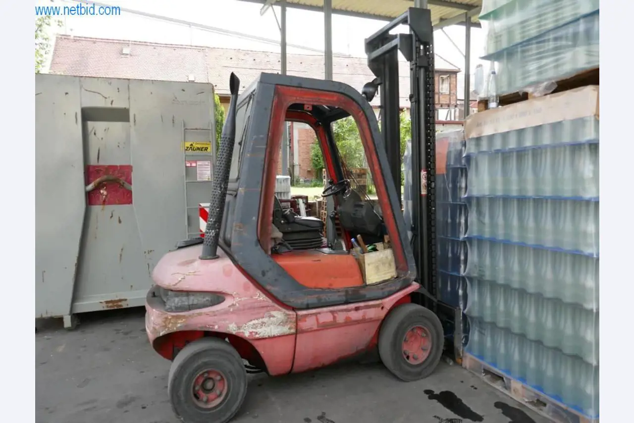 Máquinas, acessórios para máquinas, veículos e armazém de vinhos espumantes-1