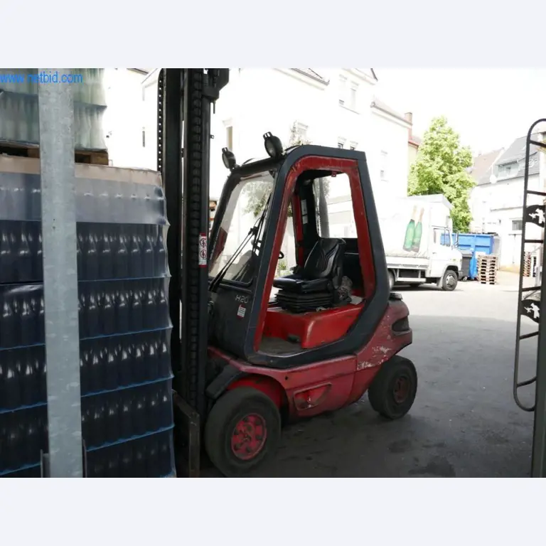 Máquinas, acessórios para máquinas, veículos e armazém de vinhos espumantes-2