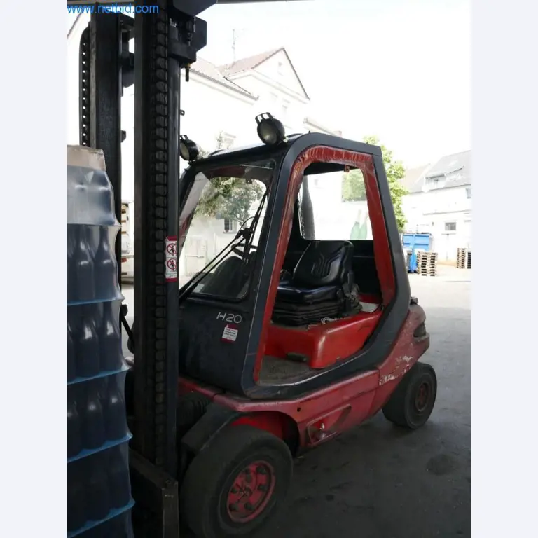 Máquinas, acessórios para máquinas, veículos e armazém de vinhos espumantes-3