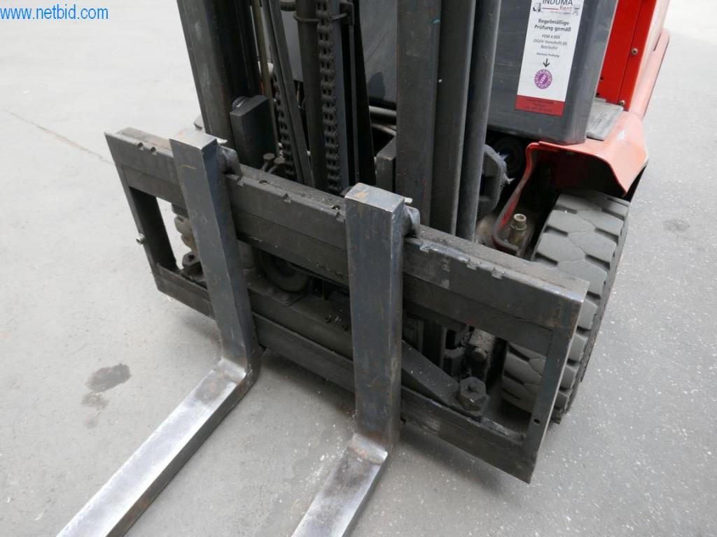 Machines, machine accessories, vehicles and the sparkling wine warehouse -5