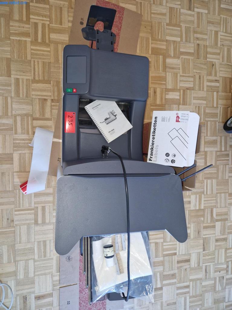 Stroje, příslušenství strojů, vozidla a sklad šumivého vína-1