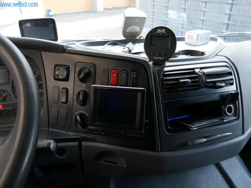 Machines, machine accessories, vehicles and the sparkling wine warehouse -10