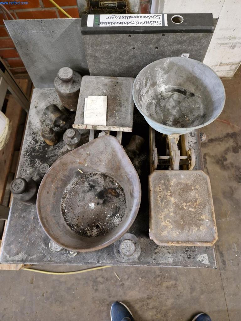 Stroji, strojna oprema, vozila in skladišče penečega vina-2