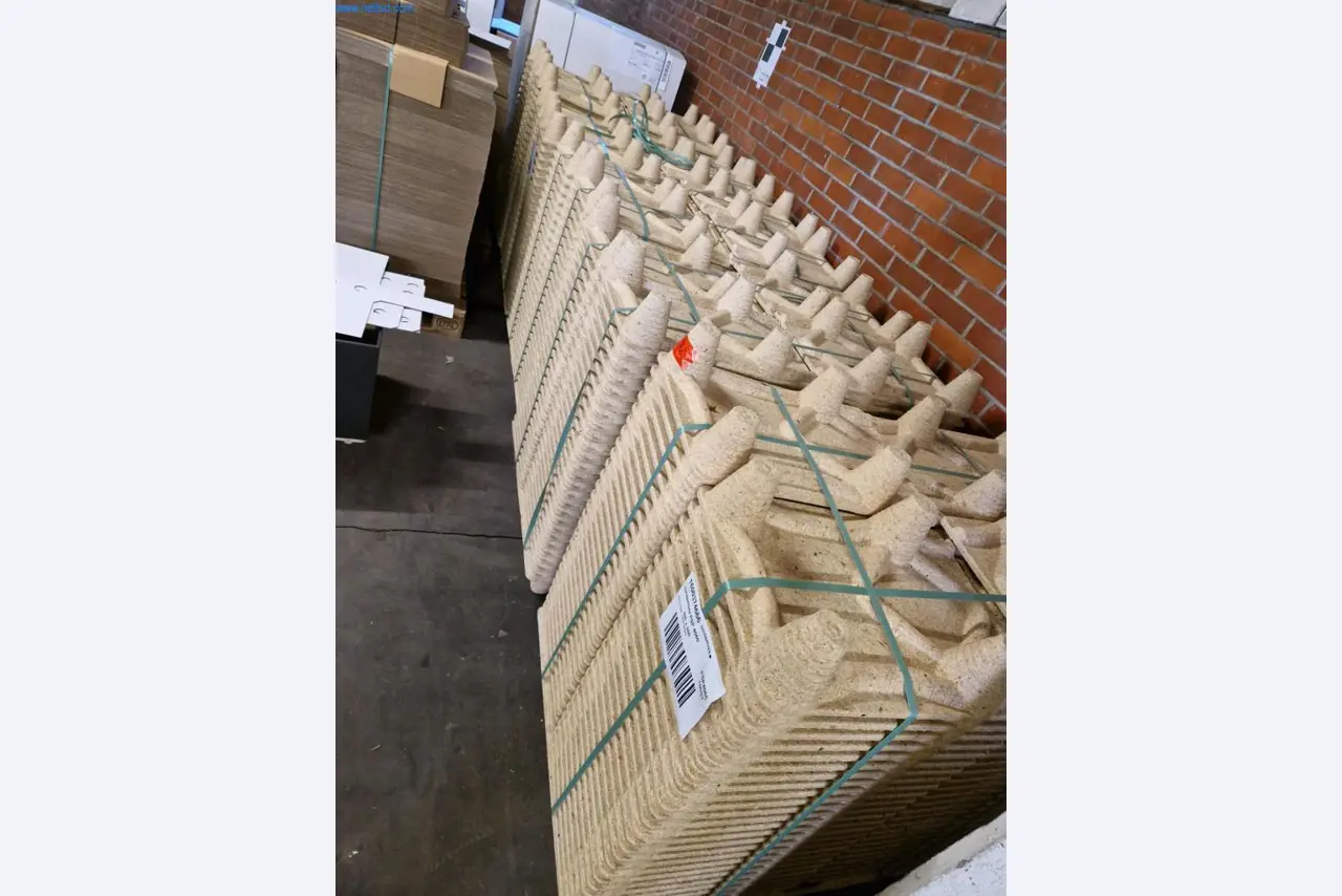 Máquinas, acessórios para máquinas, veículos e armazém de vinhos espumantes-2