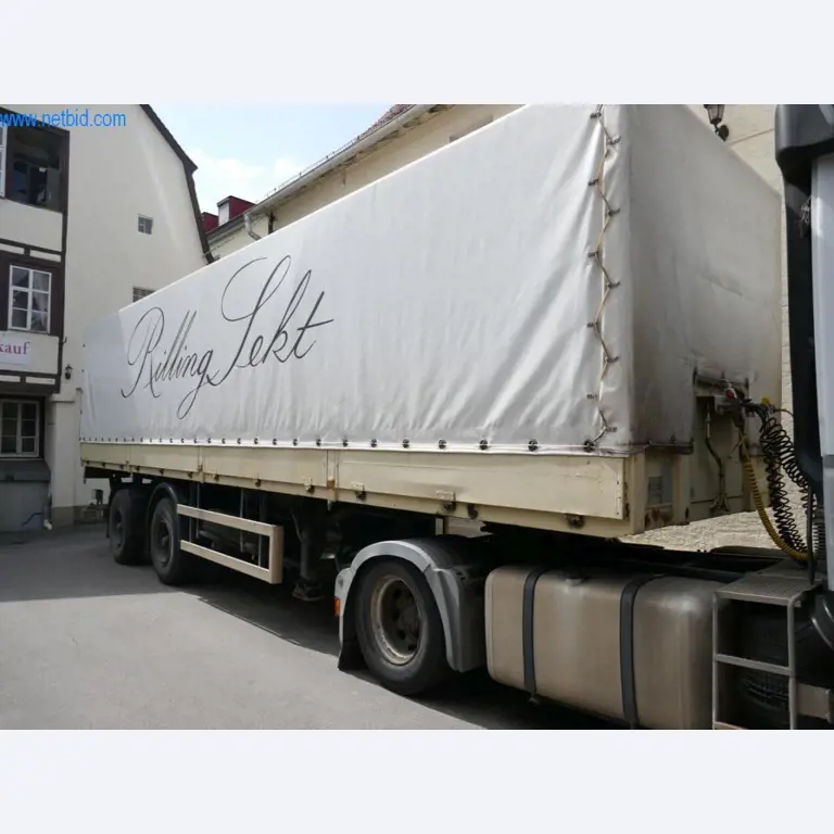 Máquinas, acessórios para máquinas, veículos e armazém de vinhos espumantes-1