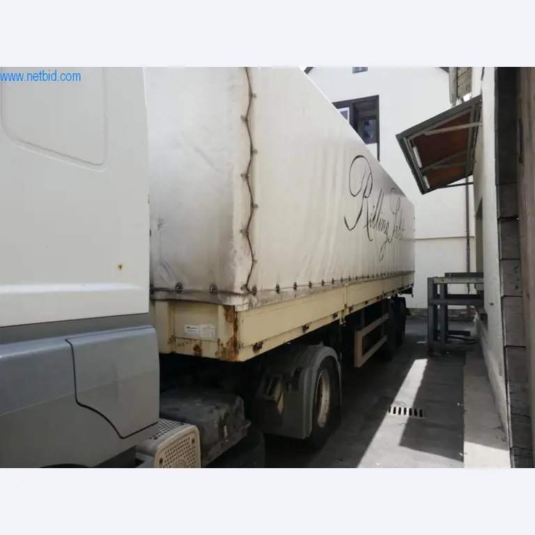 Máquinas, acessórios para máquinas, veículos e armazém de vinhos espumantes-5