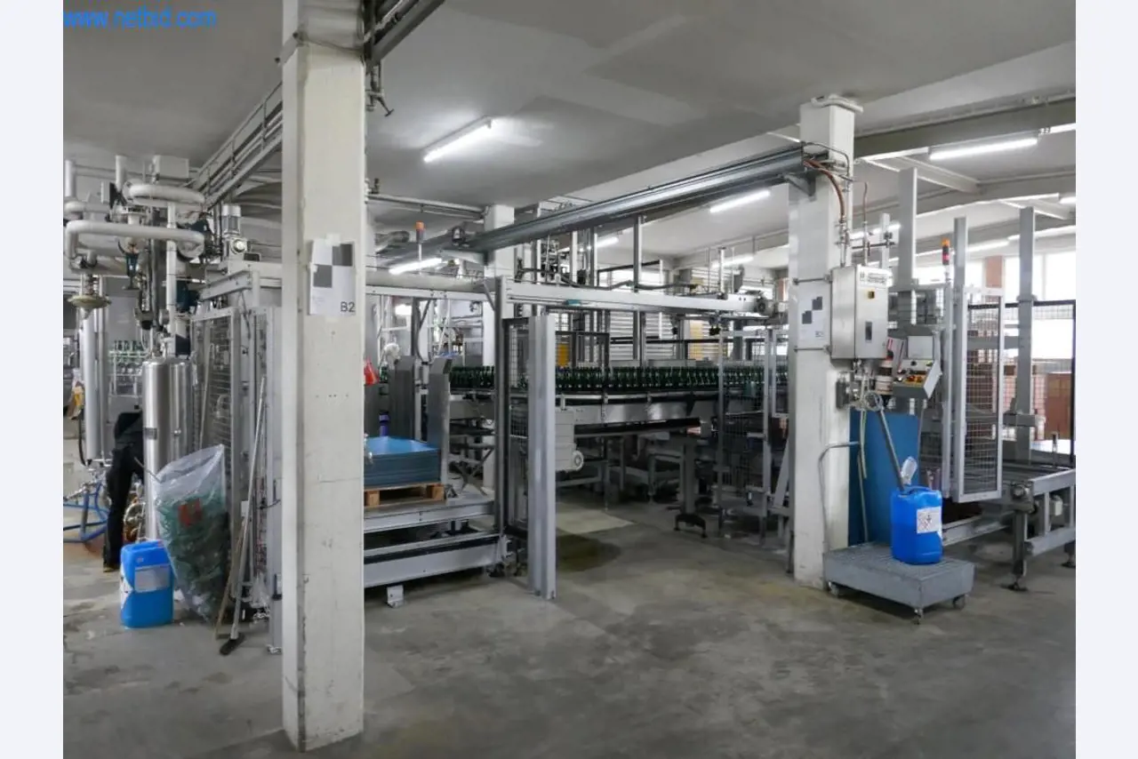 Máquinas, acessórios para máquinas, veículos e armazém de vinhos espumantes-1