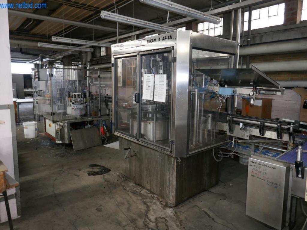 Stroje, příslušenství strojů, vozidla a sklad šumivého vína-3