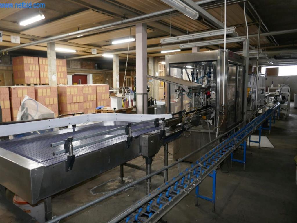 Stroje, příslušenství strojů, vozidla a sklad šumivého vína-4