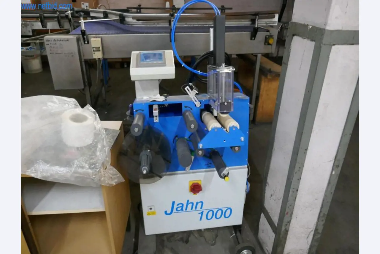 Máquinas, acessórios para máquinas, veículos e armazém de vinhos espumantes-2