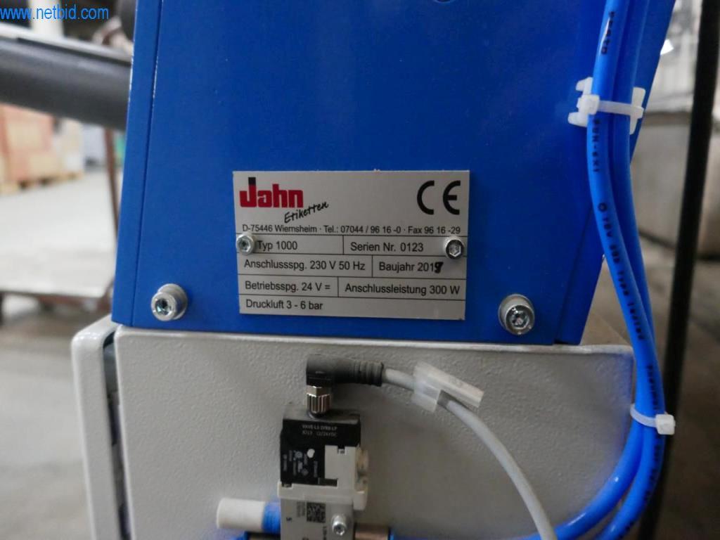 Machines, accessoires de machines, véhicules et stock de vins mousseux-3