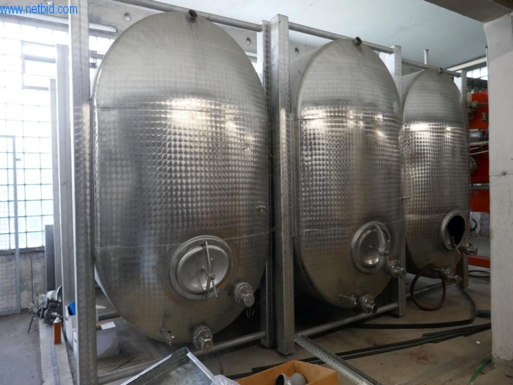 Stroji, strojna oprema, vozila in skladišče penečega vina-1