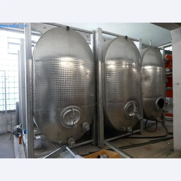 Máquinas, accesorios de máquinas, vehículos y almacén de vino espumoso-1