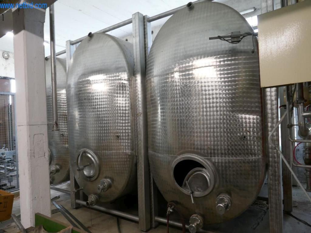 Stroji, strojna oprema, vozila in skladišče penečega vina-2