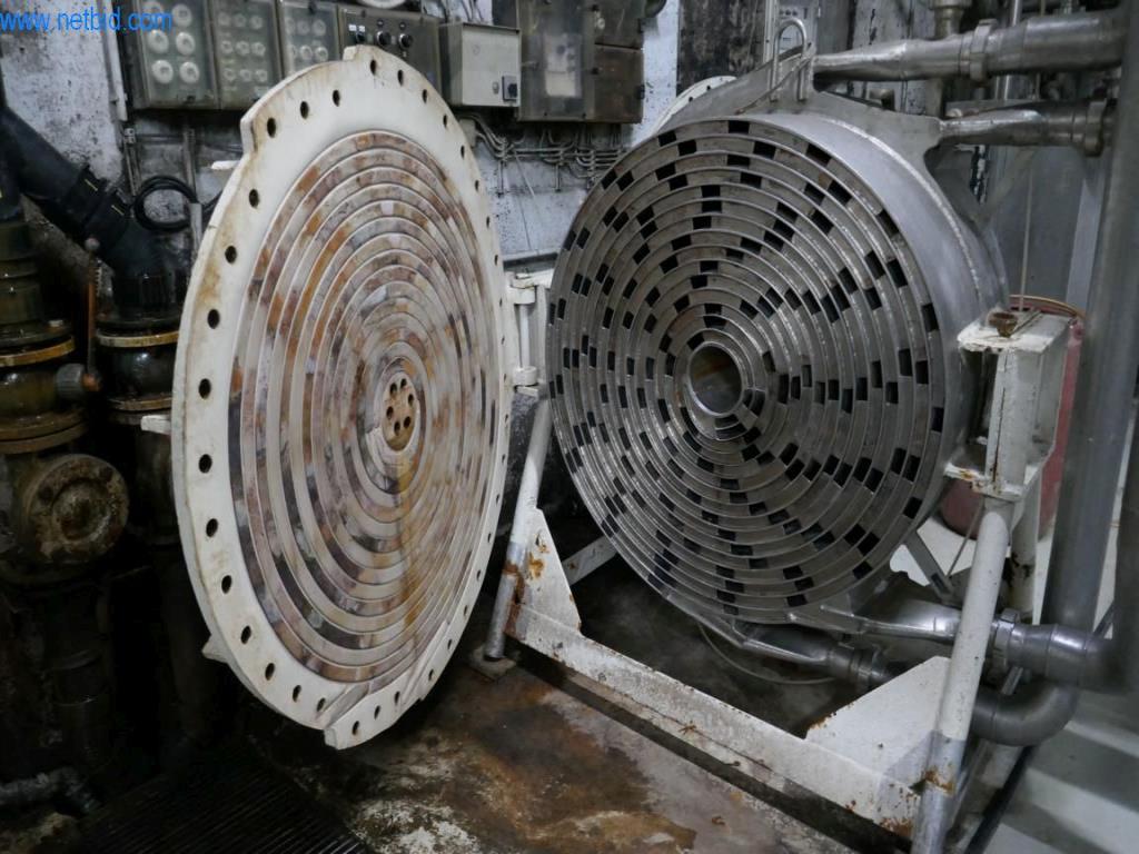 Machines, accessoires de machines, véhicules et stock de vins mousseux-3