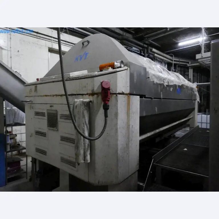 Máquinas, acessórios para máquinas, veículos e armazém de vinhos espumantes-1