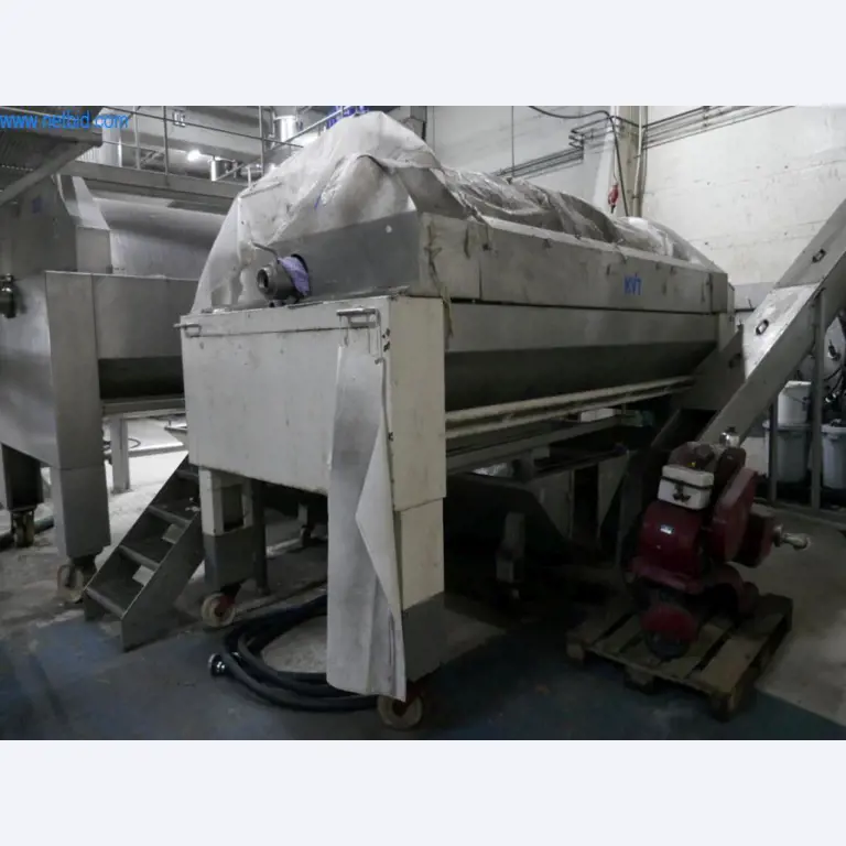 Máquinas, acessórios para máquinas, veículos e armazém de vinhos espumantes-2