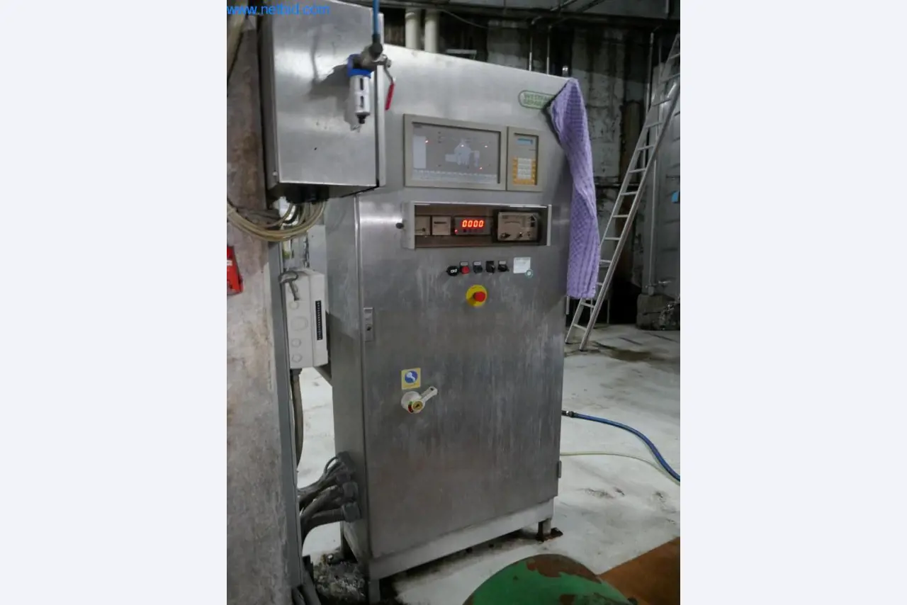 Machines, accessoires de machines, véhicules et stock de vins mousseux-3