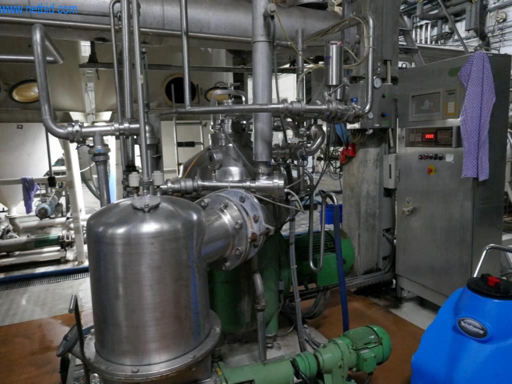 Stroje, příslušenství strojů, vozidla a sklad šumivého vína-4