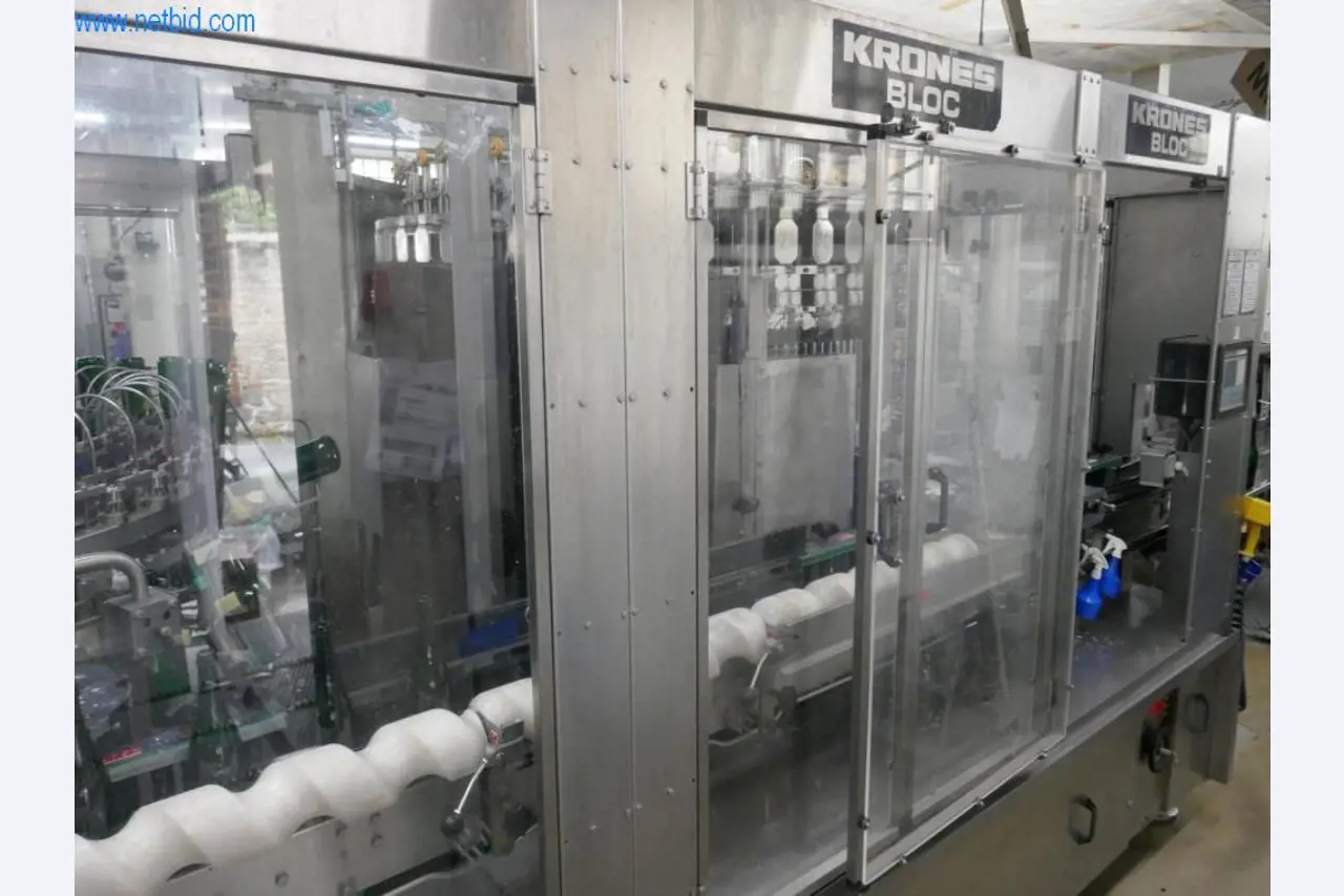 Máquinas, acessórios para máquinas, veículos e armazém de vinhos espumantes-22