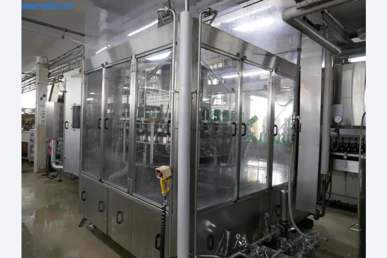 Máquinas, acessórios para máquinas, veículos e armazém de vinhos espumantes-26