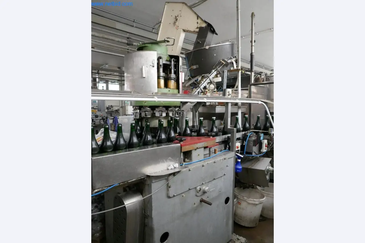 Máquinas, acessórios para máquinas, veículos e armazém de vinhos espumantes-30