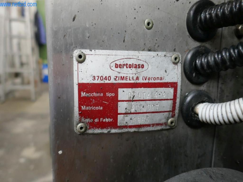 Machines, machine accessories, vehicles and the sparkling wine warehouse -42