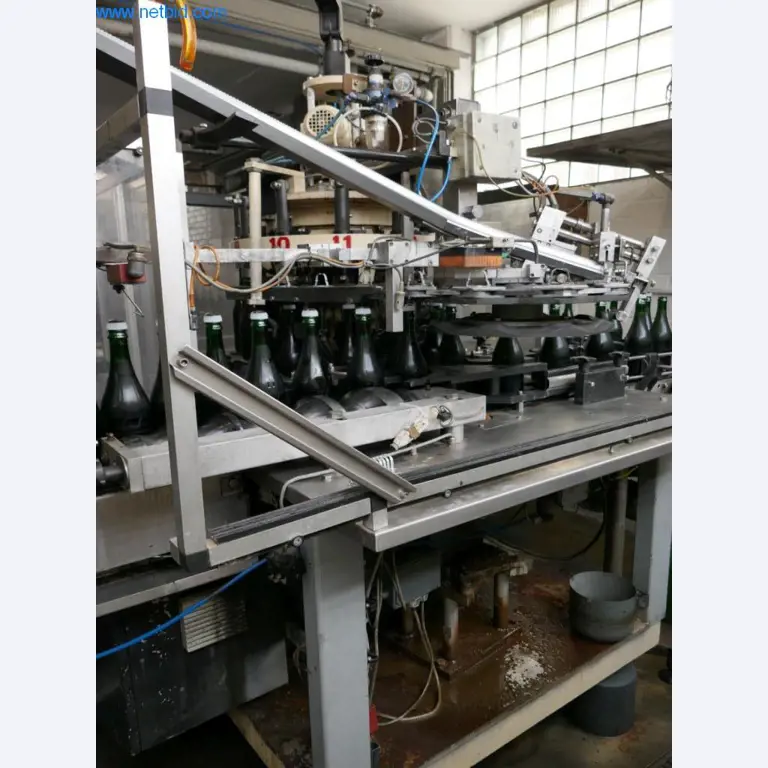 Máquinas, acessórios para máquinas, veículos e armazém de vinhos espumantes-43