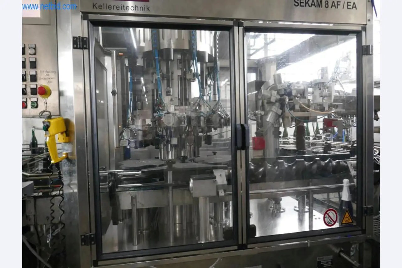 Máquinas, acessórios para máquinas, veículos e armazém de vinhos espumantes-50