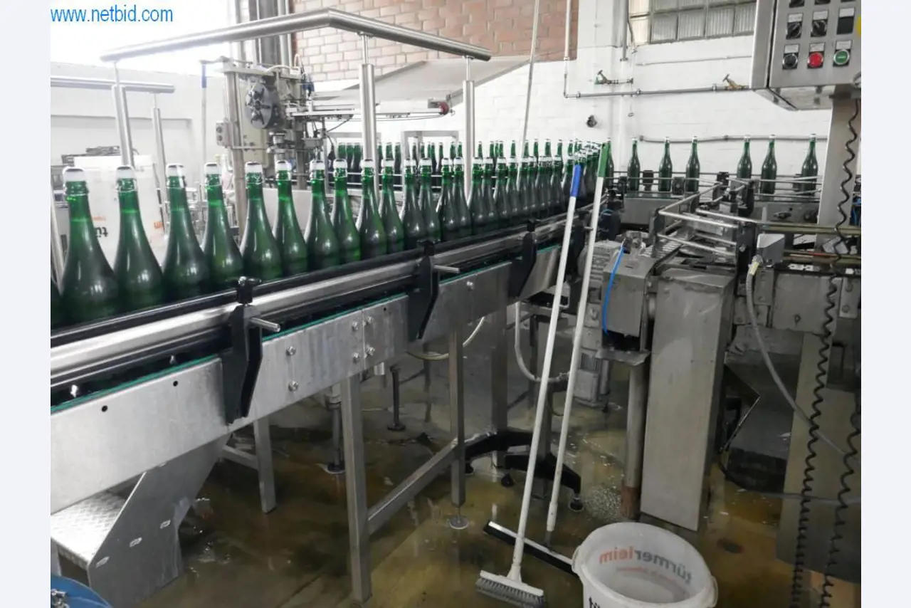 Máquinas, acessórios para máquinas, veículos e armazém de vinhos espumantes-52