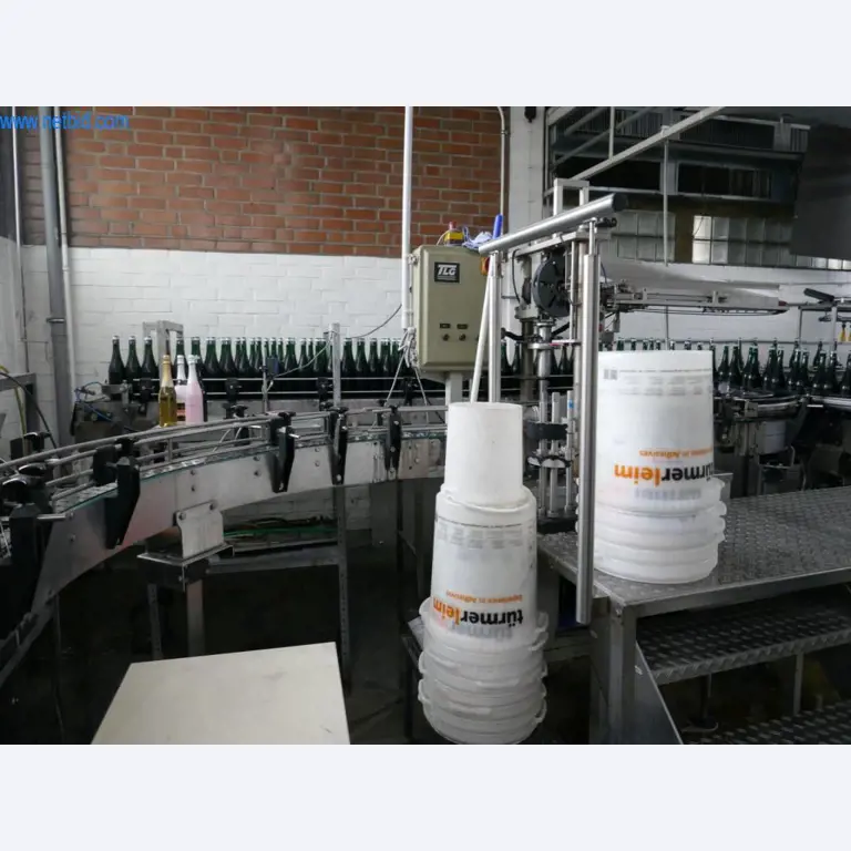 Máquinas, acessórios para máquinas, veículos e armazém de vinhos espumantes-53