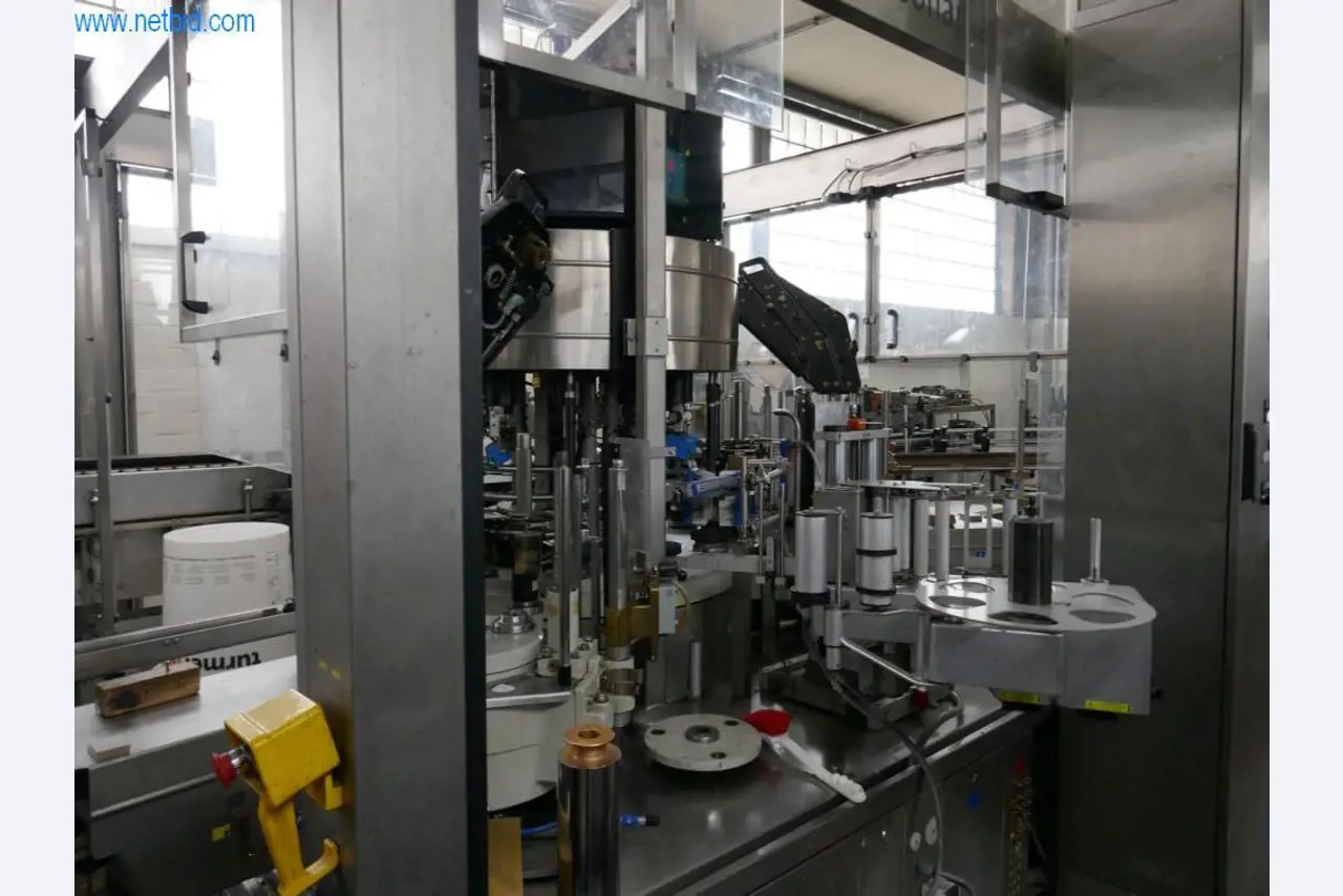 Máquinas, acessórios para máquinas, veículos e armazém de vinhos espumantes-57