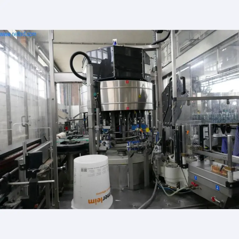 Máquinas, acessórios para máquinas, veículos e armazém de vinhos espumantes-60