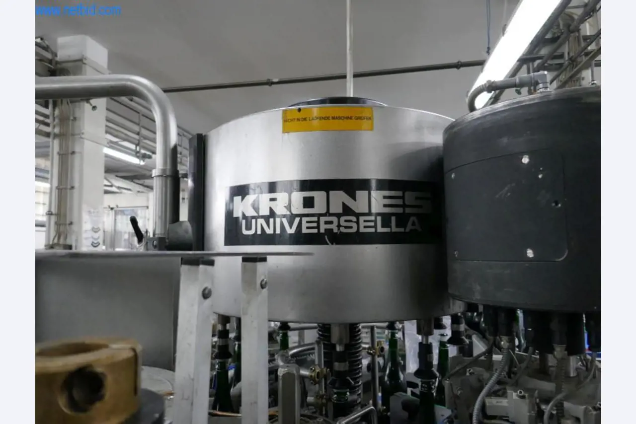 Máquinas, acessórios para máquinas, veículos e armazém de vinhos espumantes-66